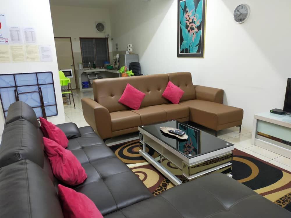 Lily Vacation Home At Cameron Highlands - 12 Pax,Free Wifi W Carporch Tanah Rata Eksteriør bilde